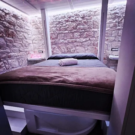 Guest house Deluxe *